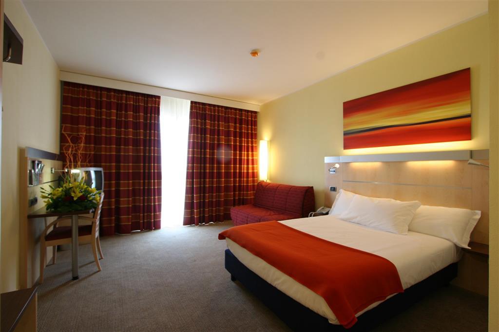 Una Hotels Cesena Nord 部屋 写真