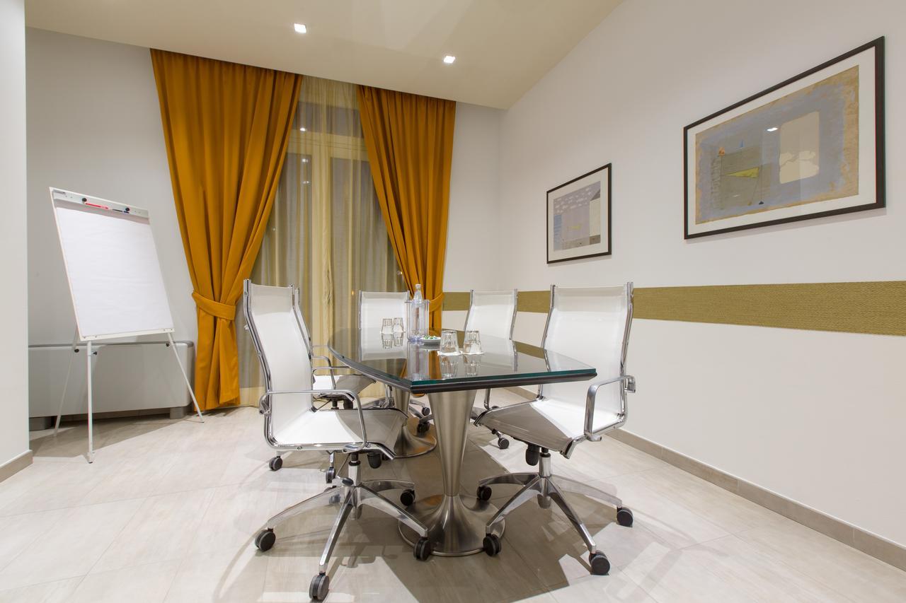 Una Hotels Cesena Nord エクステリア 写真