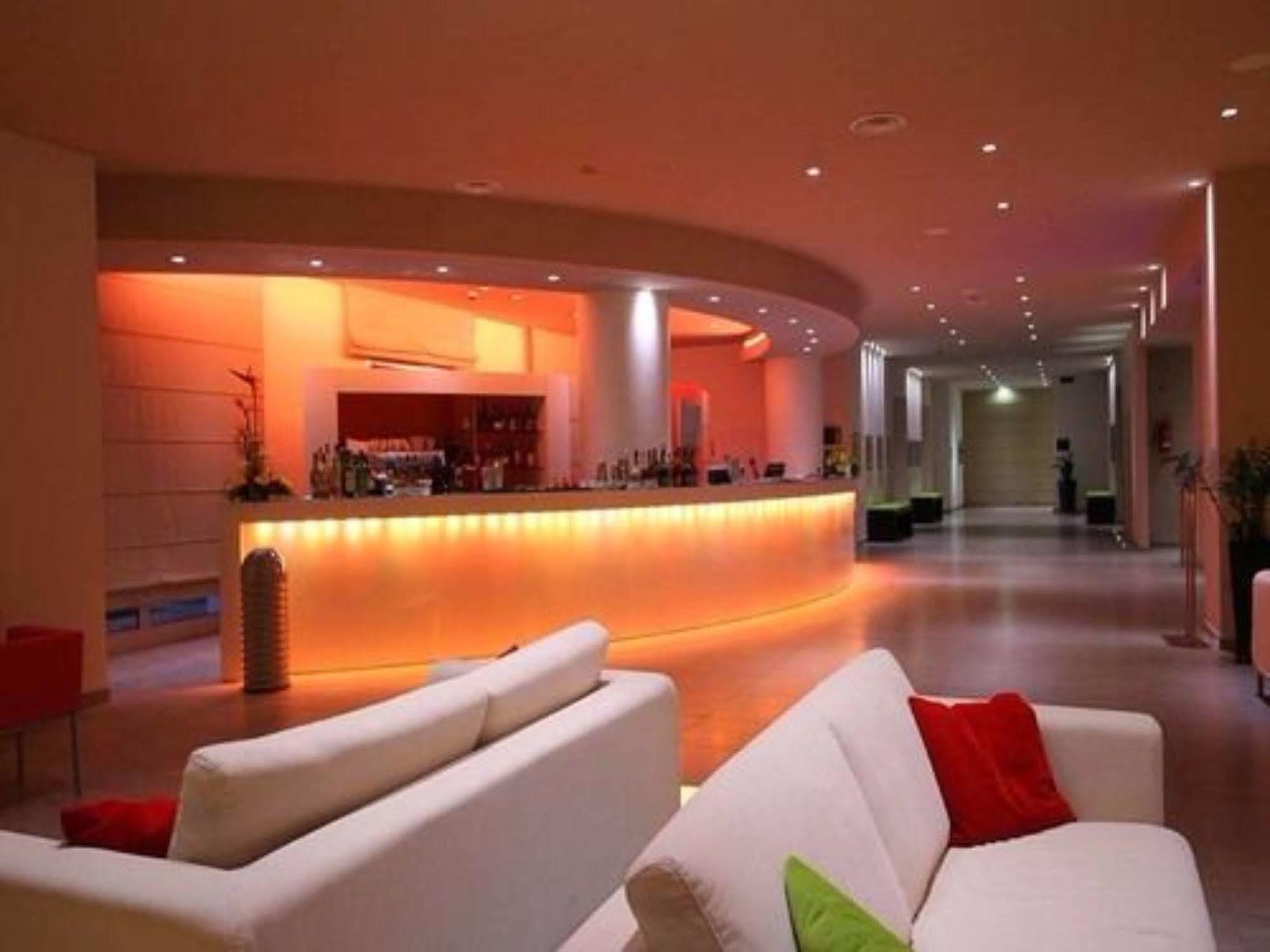 Una Hotels Cesena Nord エクステリア 写真